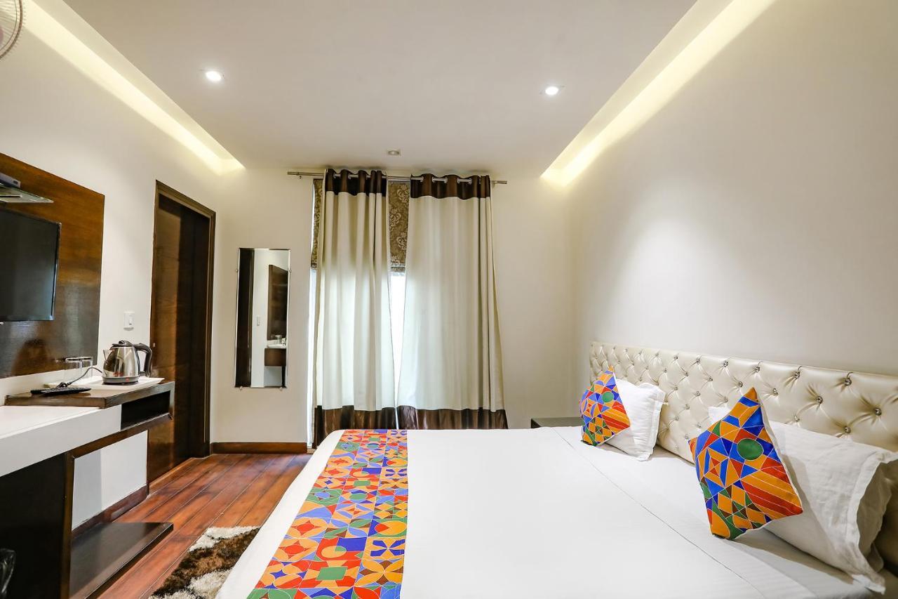 Fabhotel Grand Stay New Delhi Eksteriør bilde
